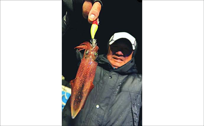 【沖のルアー釣果速報】ジギングで6.7kg級を頭に極太サワラ乱舞！青物交じりで高活性続く（三重）