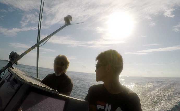 伊是名島で出会った正真正銘の「海人」の話　アオリイカともずくが繋いだ冬の記憶