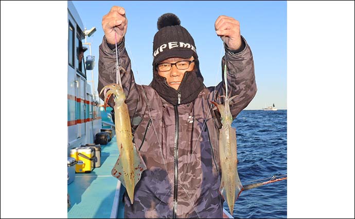 船ヤリイカ釣りで40cm級ダブル連発！【茨城・波崎】多点掛けで数釣り気配