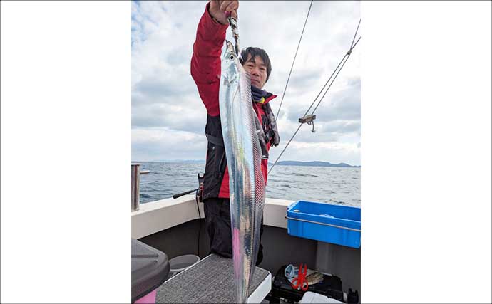 【沖釣り釣果速報】テンヤタチウオでドラゴン級ヒット！渋い中でも良型主体に土産確保（大分）