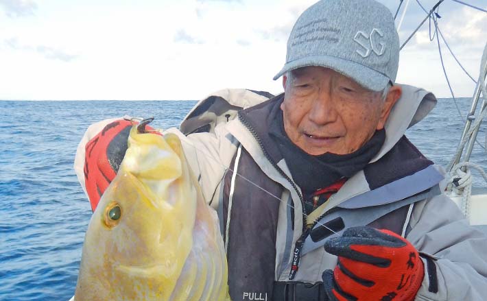 玄界灘の沖五目釣りでアオナ2.5kg筆頭にレンコダイ・ボッコ続々【福岡