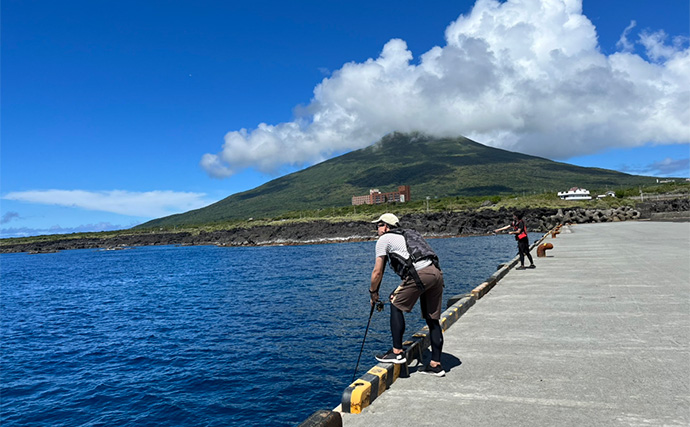 伊豆諸島ブッコミ釣りのススメ 【魅力・タックル・エサ・釣り方・好ポイントを解説】