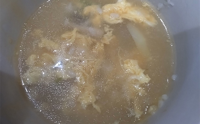 漁師さんからもらった深海魚「トウジン」を鍋にして食べてみた　見た目は微妙も味は美味