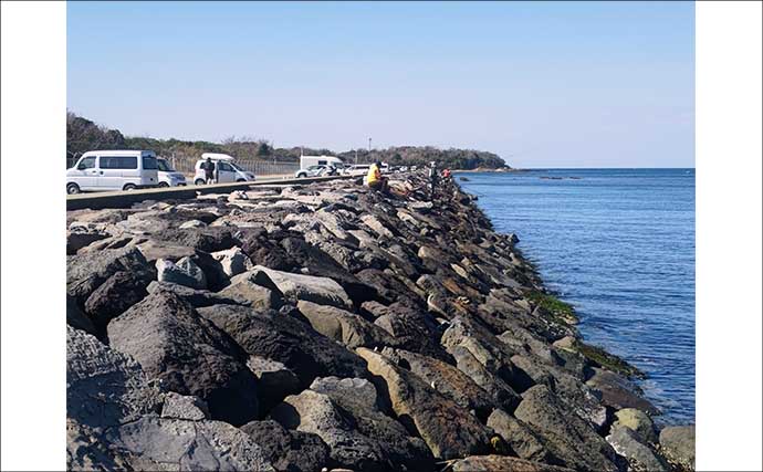 「自衛隊護岸」でのフカセ釣りでメジナにクロダイ【千葉】夕マヅメに良型連発