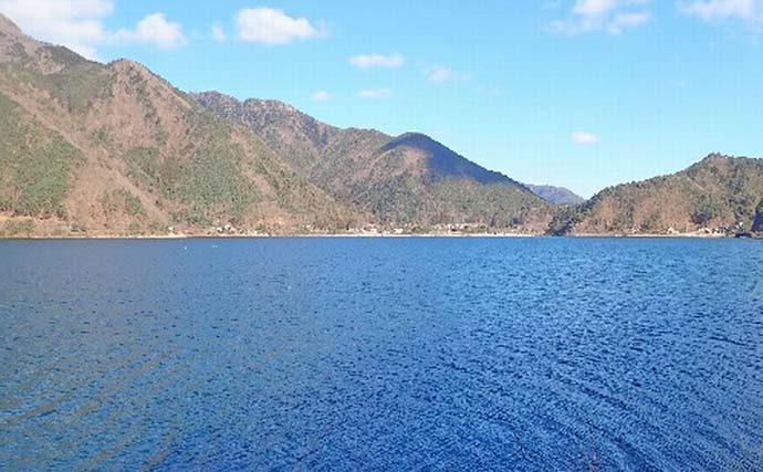 西湖のヒメマス＆ワカサギ釣りが解禁！【遊魚期間・釣り方・仕掛けを解説】