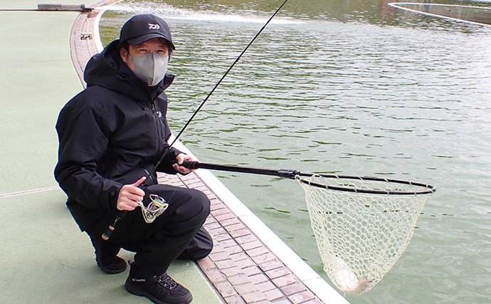 『多摩湖駅前FA』でのフライフィッシング釣行でニジマス「つ抜け」達成！