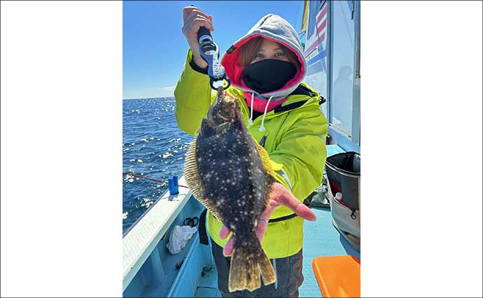 釣りガールが60cmヒラメ手中！ 釣具屋主催の「ヒラメ船釣り体験」に参加【神奈川】