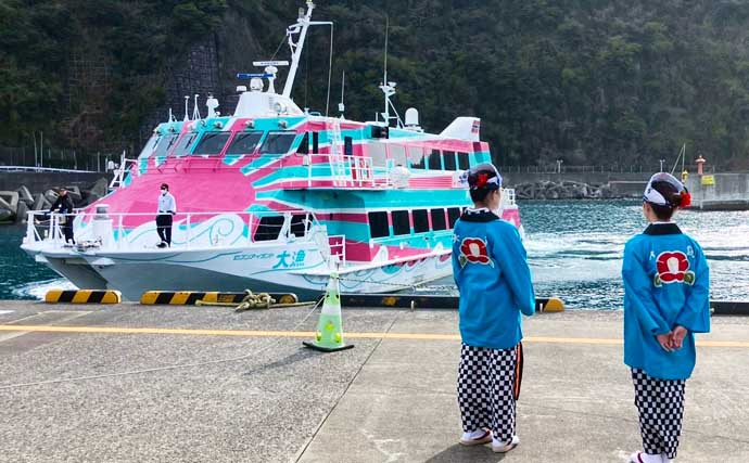 離島の堤防フカセ釣りで38cmメジナに良型イサキをキャッチ！【伊豆大島】