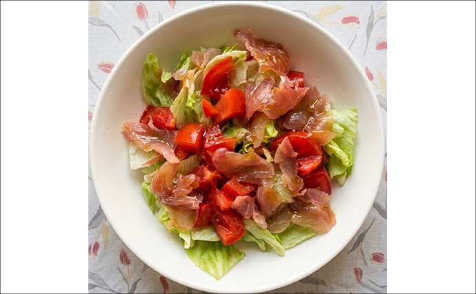 離島の堤防フカセ釣りで38cmメジナに良型イサキをキャッチ！【伊豆大島】