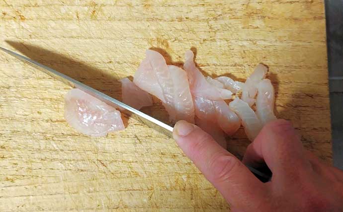 釣魚で作る「酢を使った健康」レシピ：アラカブの酢洗い　市販のガリと一緒に