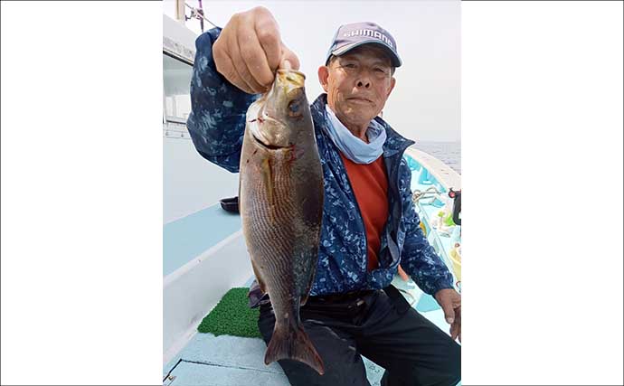 シーズン最中の大山沖イサキ釣りで40cm頭に本命8匹キャッチ【武丸・愛知】
