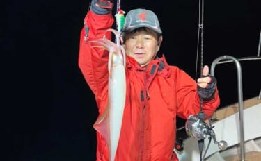 夜焚きイカのシーズン開幕！ 良型交え釣る人80尾【夜焚きイカ釣果速報6…