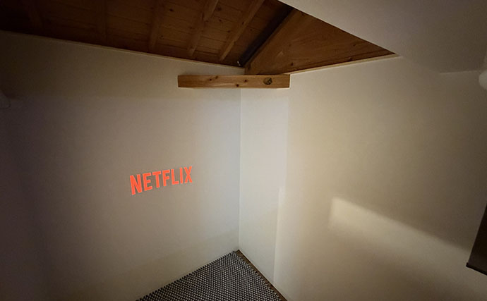 「コノシロが掬い放題の宿？」海まで徒歩0分のゲストハウス『HASHINSHITA』に泊まってみた