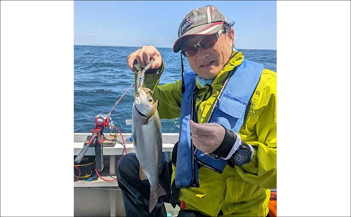 大山沖イサキ釣りで38cm筆頭に本命ポツポツ【石川丸・愛知】置き竿にヒット
