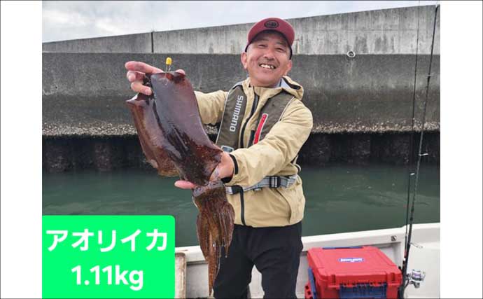 沖のエギングで大型アオリイカが続々ヒット！【オフショアルアー釣果速報7選・三重】