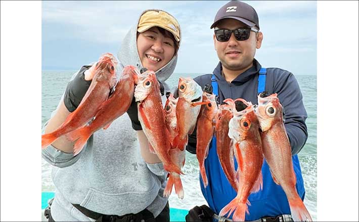 富山湾でアカムツ（ノドグロ）が絶好調！船中34匹【北陸の船釣釣果速報8選】