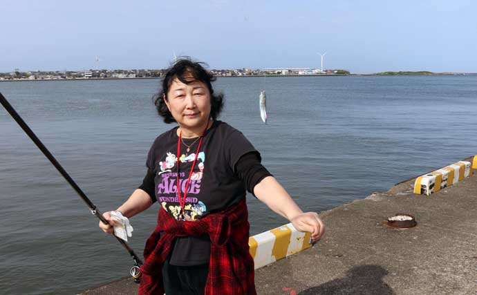 「銚子外港」でのサビキ釣りで稚アユをキャッチ【千葉】小サバ交じりにヒット