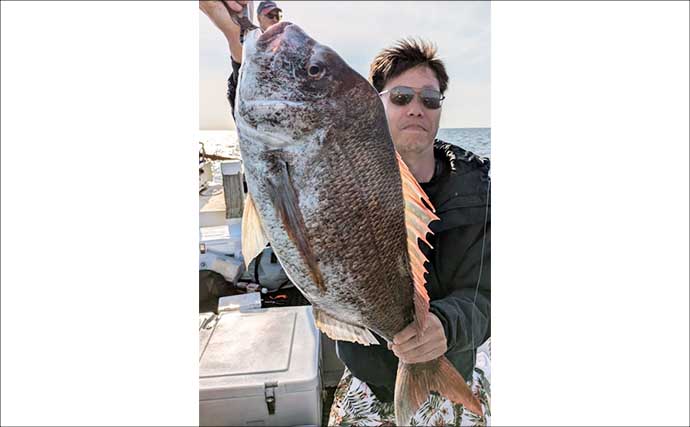 ウルトラ級の特大マダイ91cmが浮上！ジグにヒット【沖釣り釣果速報11選・北陸】