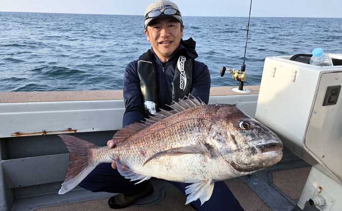 オフショアジギング釣果レポート：8kgブリに80cm超え大ダイ浮上！【あみや渡船・福井】