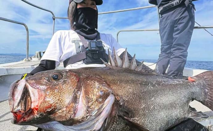 55.8kgのイシナギ浮上！スロージギングにヒット【沖のルアー釣果速報8選・三重】