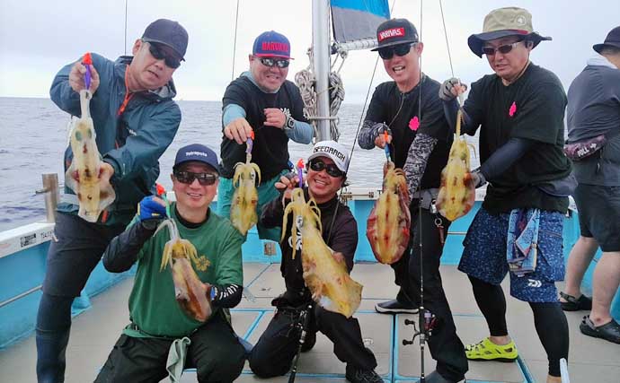 沖縄ティップラン遠征で無限連鎖！　船中15杯の好釣果に大興奮【沖縄】