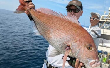 最盛期は越えても大型マダイ浮上！タイラバやジギングにヒット【船釣り釣果…