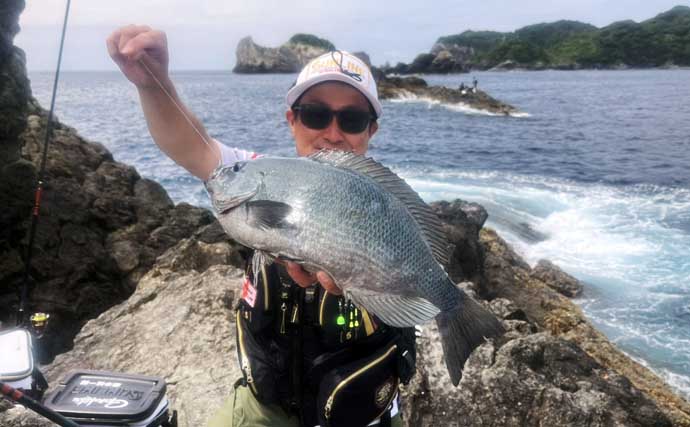 磯釣りでアカハタ・イサキ・クロ・ハマチと多彩な釣果に大満足！【深島の磯・大分】