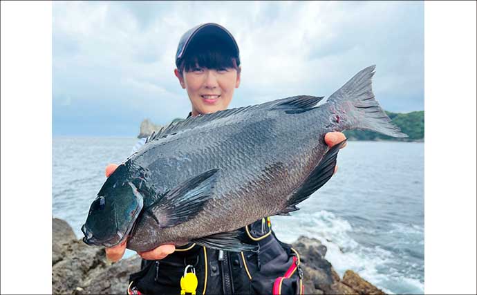 磯釣りでアカハタ・イサキ・クロ・ハマチと多彩な釣果に大満足！【深島の磯・大分】