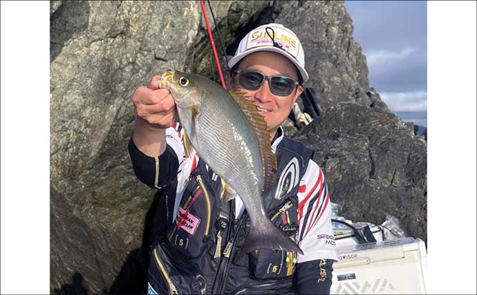 磯釣りでアカハタ・イサキ・クロ・ハマチと多彩な釣果に大満足！【深島の磯・大分】