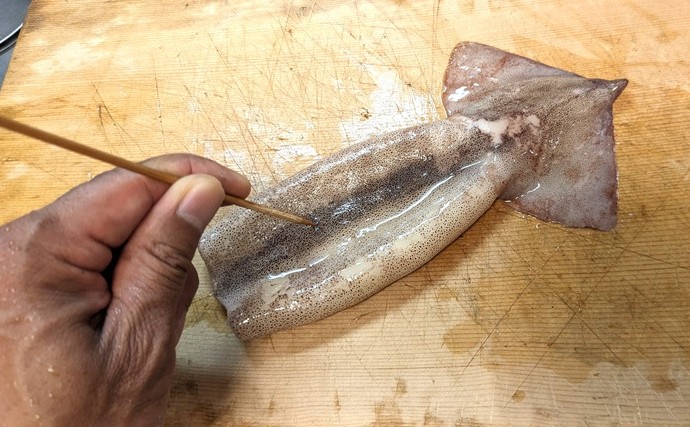 魚介類の揚げ物は美味しいけど油跳ねがち！ 破裂防止対策と飛び散った油の処理について解説！