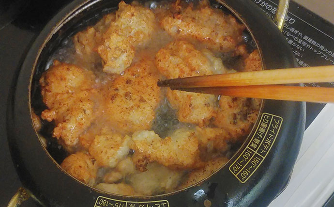 釣魚で作る「ビールのおつまみ」レシピ：ヒラの揚げ身　つなぎは少なめに！