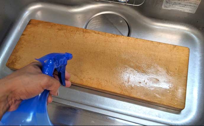 魚介類の揚げ物は美味しいけど油跳ねがち！ 破裂防止対策と飛び散った油の処理について解説！