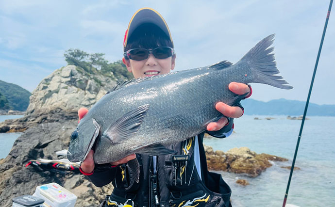 磯フカセ釣りで良型クロの入れ食いを堪能！ 特級磯では49cmも登場【大分県・鶴見の磯】