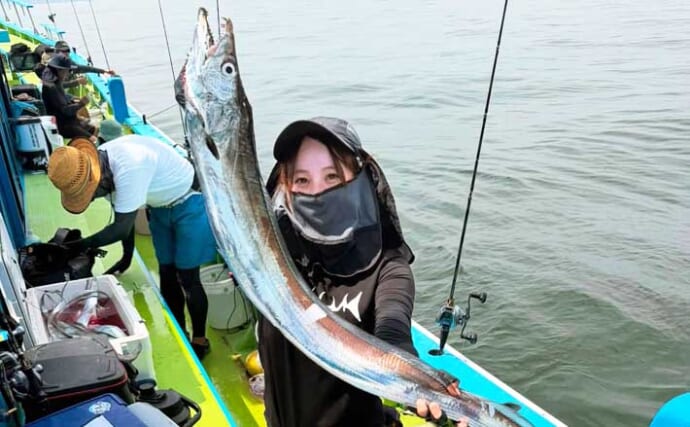 大人気の東京湾テンヤタチウオ釣りでドラゴン捕獲！ 関東エリアの【船釣り特選釣果7選】