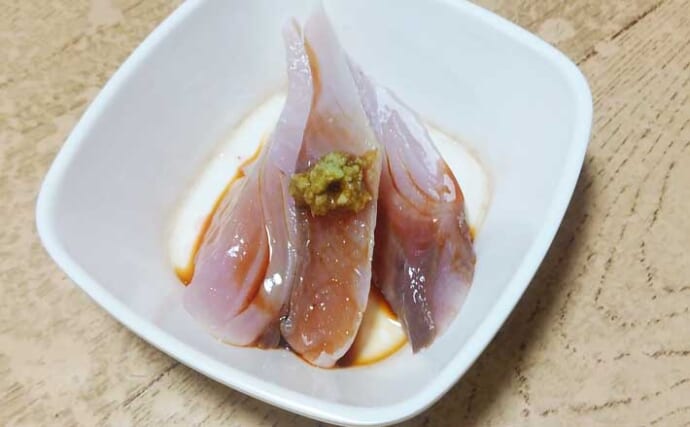 釣魚で作る「刺身アレンジ」レシピ：マルアジの酢洗い　4～5分漬ければOK