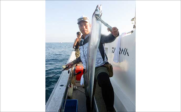 伊勢湾・夏のテンヤタチウオ釣り入門 【シーズン・タックル・仕掛け・釣り方を解説】