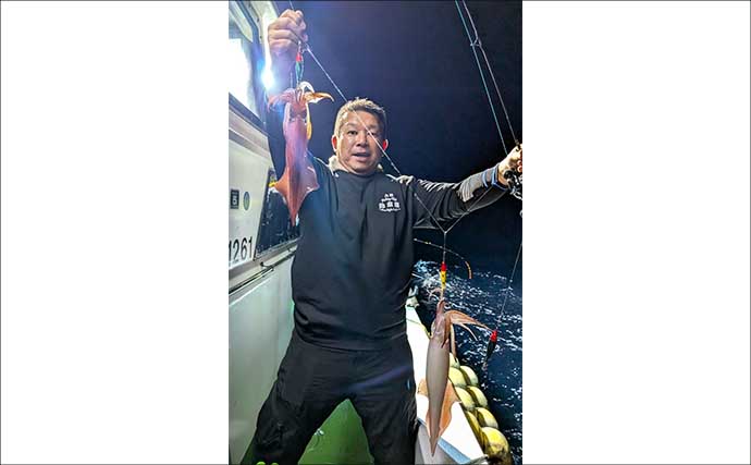 胴突き仕掛けでイカ300匹超えの大爆釣！【夜焚きイカ釣り最新釣果情報8選・福岡】