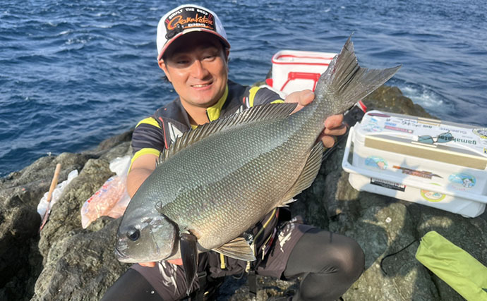 真夏の磯で45cm級オナガメジナ降臨【大分】浅ダナでは良型クロが連発！