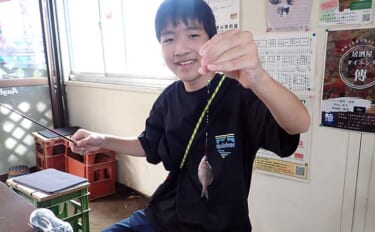 中1の甥っ子と屋内釣り堀で本気の釣果勝負！ 結果はまさかの「43対47…