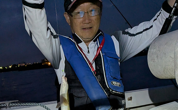 揖斐川でのボート釣りで本命ウナギ全員安打を達成！ 大型サイズもヒット