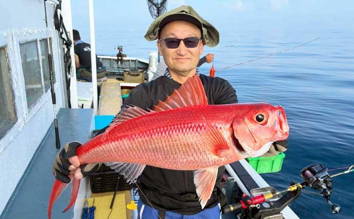 ボートエギングでアオリイカと対面成功！【沖のルアー釣果速報6選・愛知／静岡】