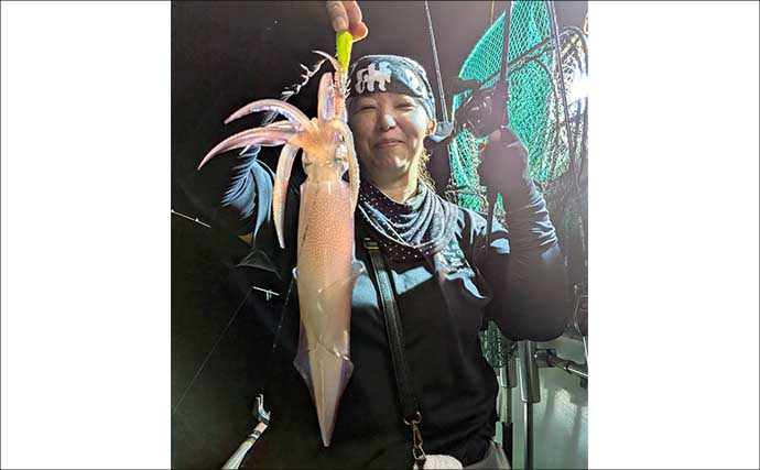 大型ヤリイカ主体で好調キープ中！【夜焚きイカ釣果速報18選・福岡】