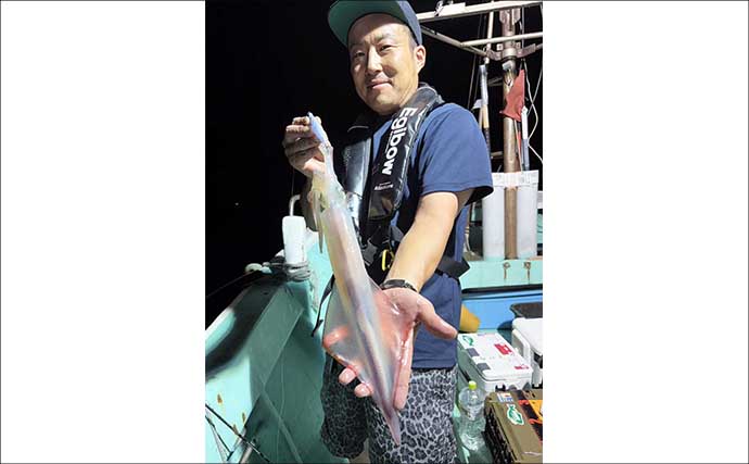 大型ヤリイカ主体で好調キープ中！【夜焚きイカ釣果速報18選・福岡】