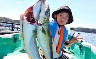子どもが青物と真っ向勝負！ サポートなしで「ワラサ＆良型ハマチ」を連続…