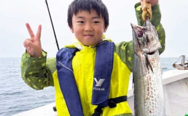 テンヤタチウオ釣りでサワラがゲット！「今週の船釣りに行きたくなる写真」…