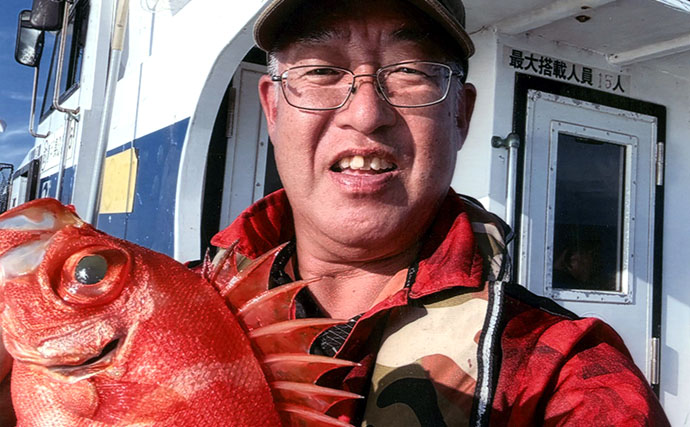 「根掛かりかと思ったらミズダコ？」 石花海の五目釣りで多彩な魚が続々ヒット