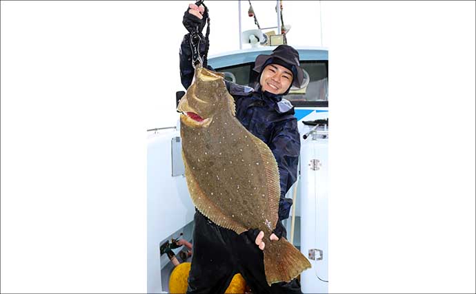 船ヒラメ釣りで90cm特大サイズ浮上！ 80cm超えの大判が続々顔見せ【宮城・亘理沖】