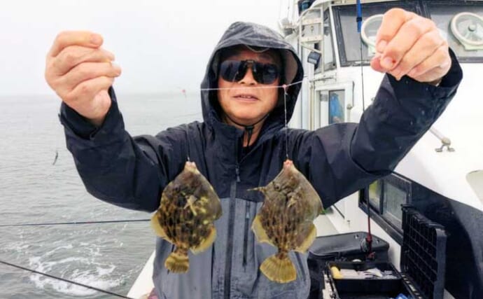 カワハギが入れ食いでオケが酸欠状態に！ 船中トップは本命71匹と爆釣【愛知】