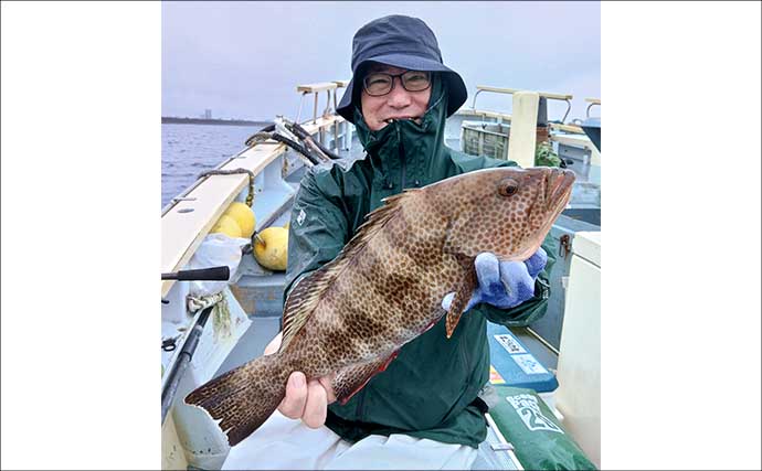 青物の強烈な引きで「ハリス切れ続出！」　10号ハリスでワラサ連発＆良型根魚も登場【茅ヶ崎沖】
