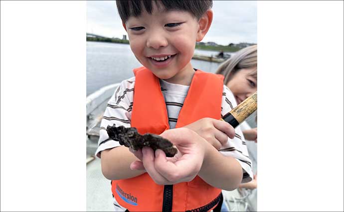 子どもたちとボートでハゼ釣り！ 魚だけでなく貝殻や海藻まで釣れて大盛り上がり【林遊船】
